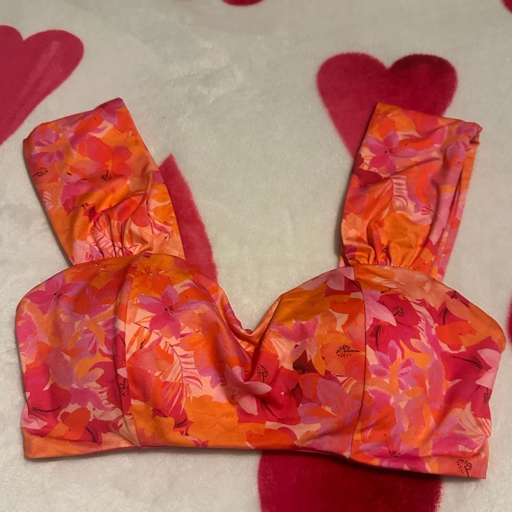 L SPACE GIZELLE BIKINI TOP - INTO THE TROPICS NWOT - Picture 6 of 9